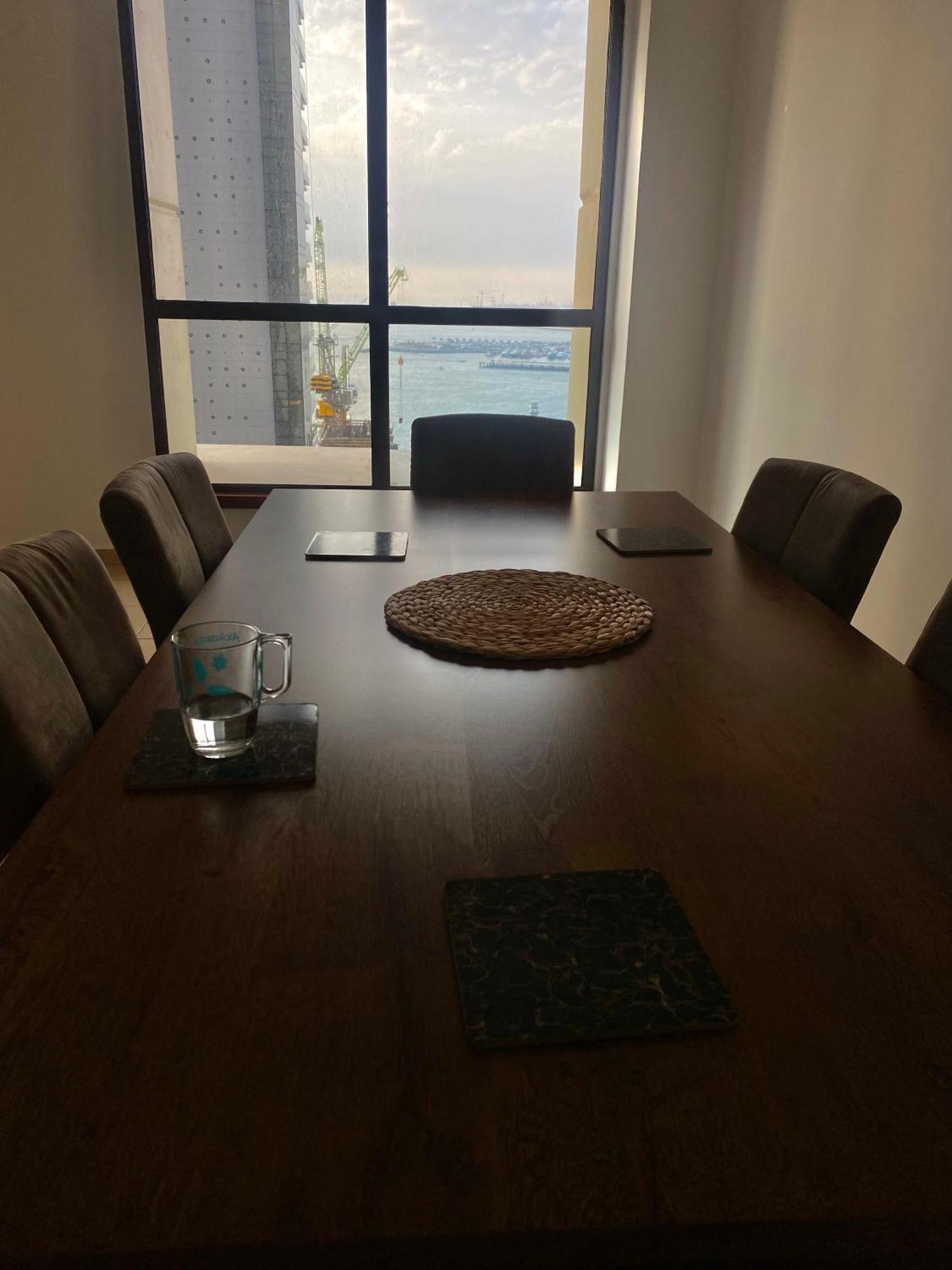 Seaview Beach Hostel Jbr - Walk To Beach - Gym - Pool - Metro Station Dubaï Extérieur photo