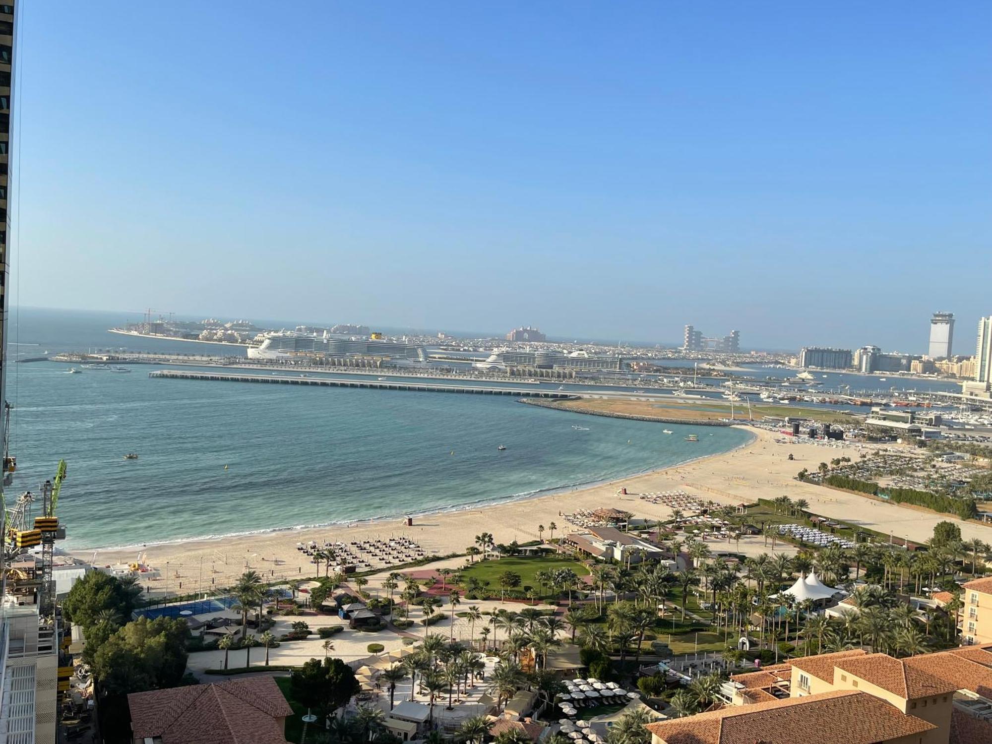 Seaview Beach Hostel Jbr - Walk To Beach - Gym - Pool - Metro Station Dubaï Extérieur photo