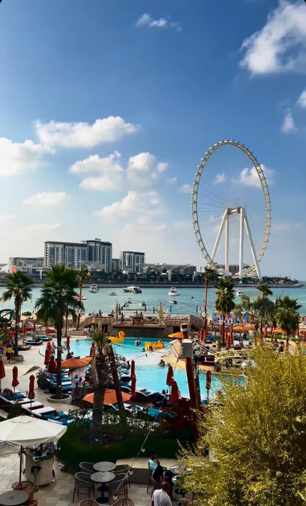 Seaview Beach Hostel Jbr - Walk To Beach - Gym - Pool - Metro Station Dubaï Extérieur photo