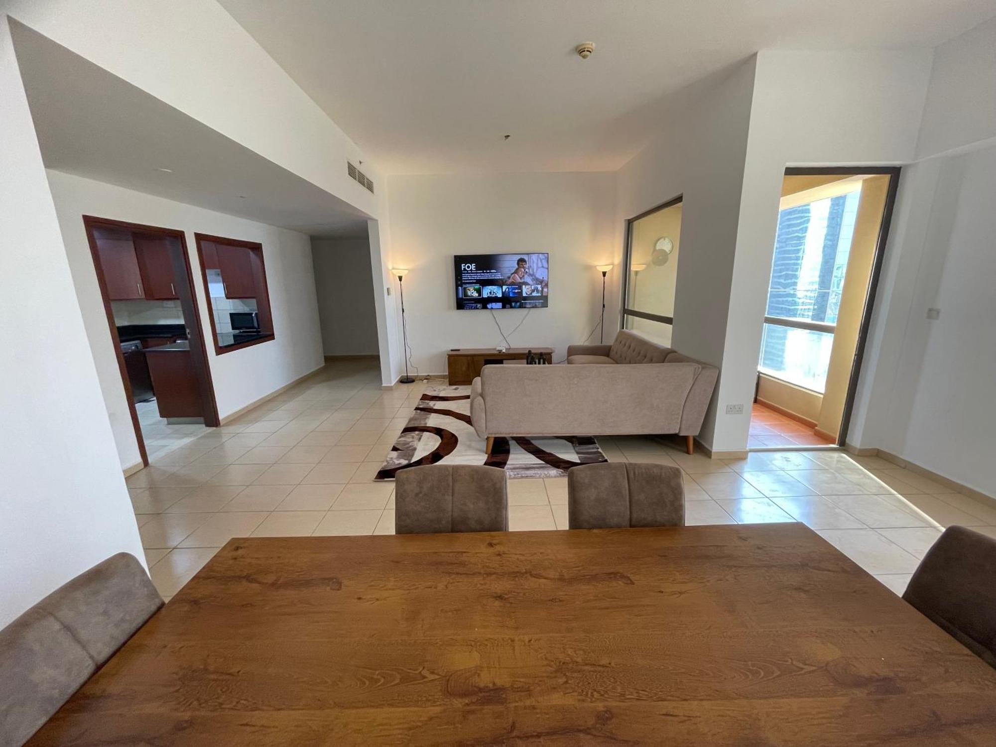 Seaview Beach Hostel Jbr - Walk To Beach - Gym - Pool - Metro Station Dubaï Extérieur photo