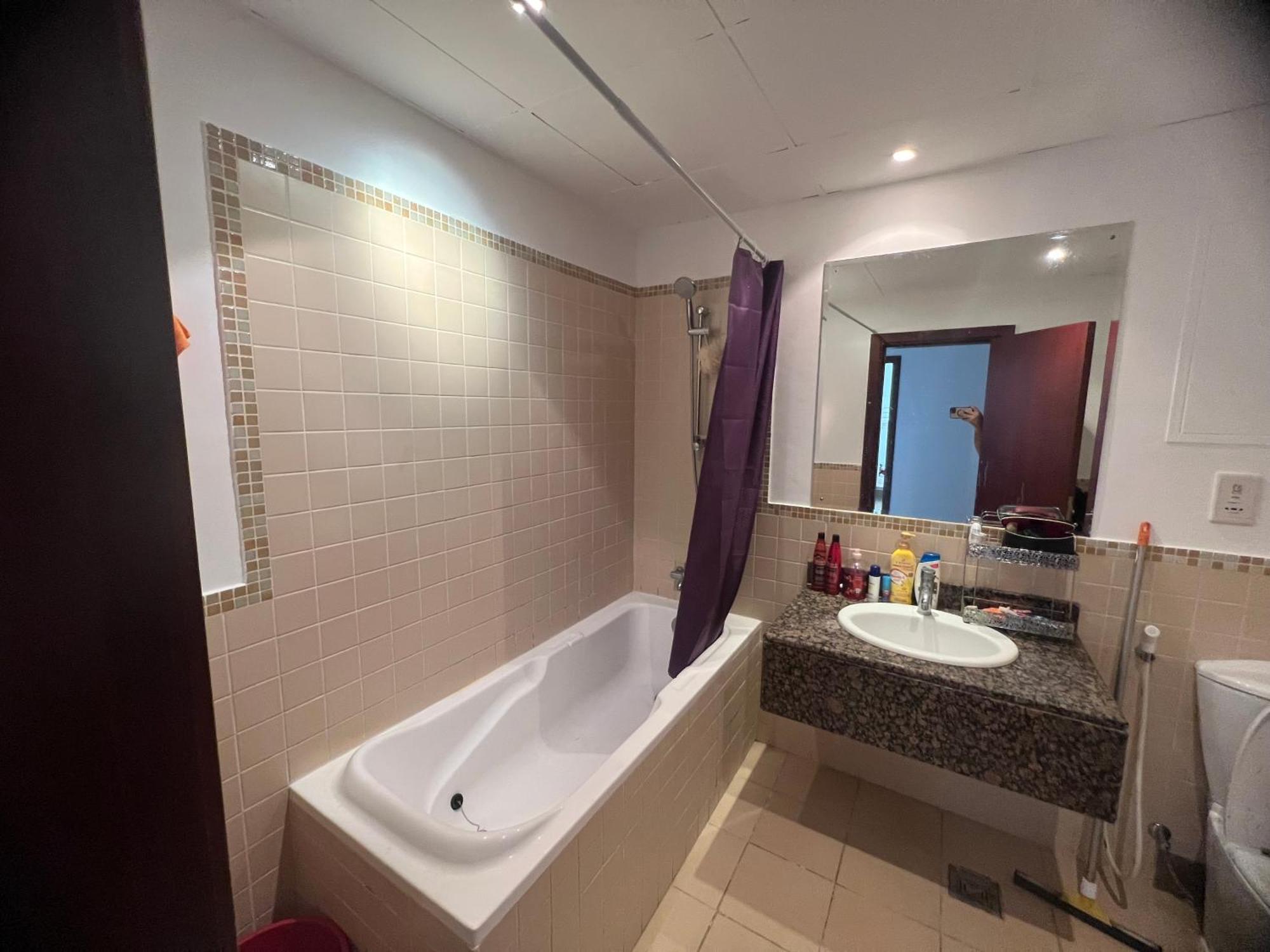 Seaview Beach Hostel Jbr - Walk To Beach - Gym - Pool - Metro Station Dubaï Extérieur photo