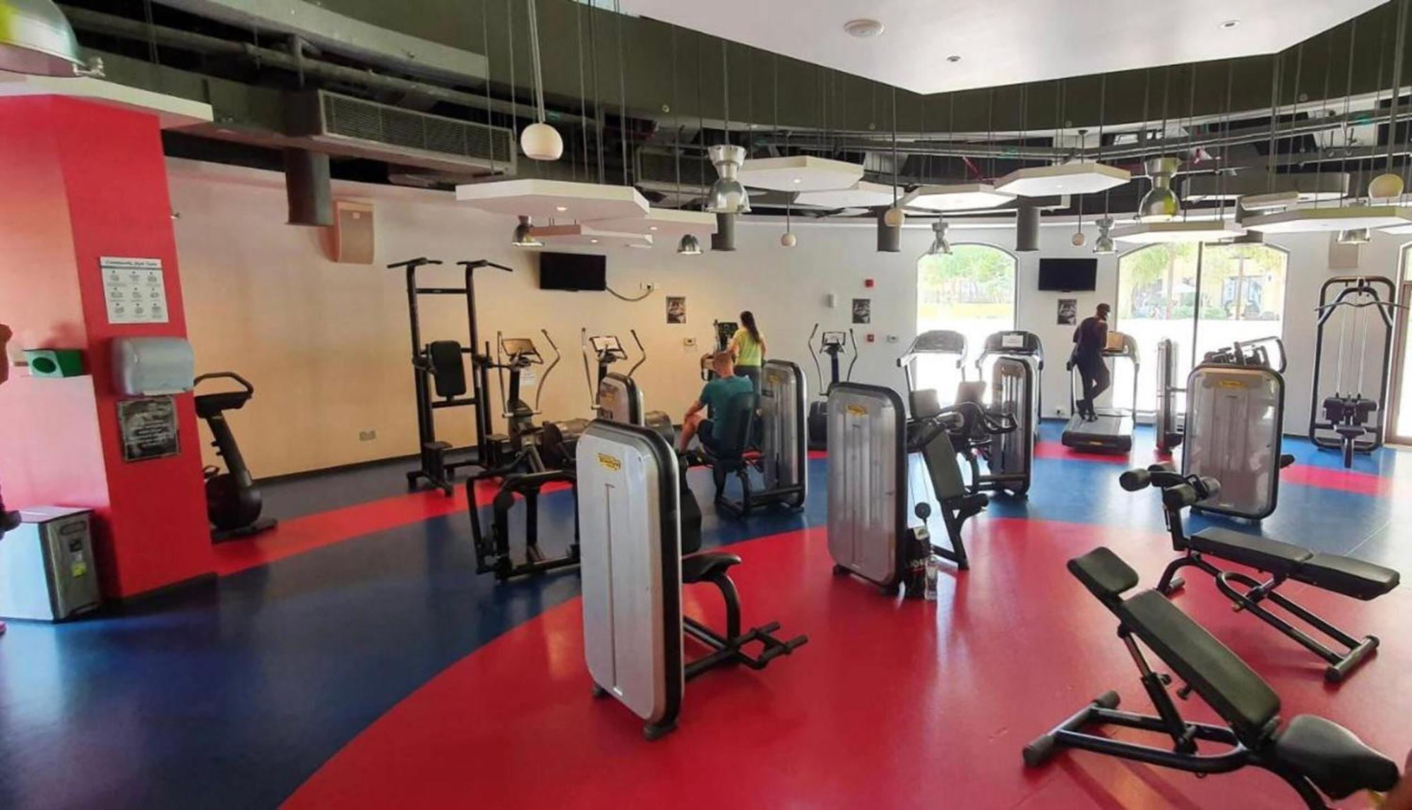 Seaview Beach Hostel Jbr - Walk To Beach - Gym - Pool - Metro Station Dubaï Extérieur photo